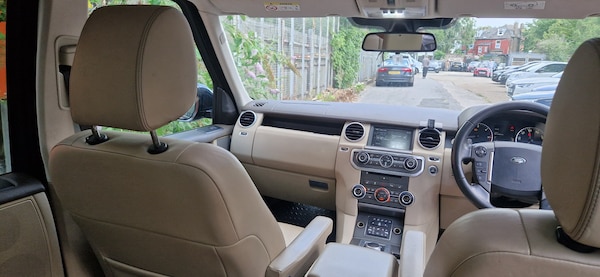 Used Land Rover Discovery 2015 for sale - 75325280: Photo 15