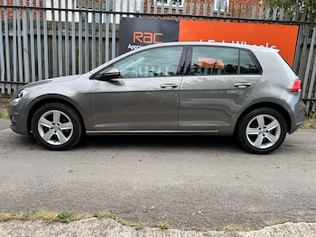 Used Volkswagen Golf 2015 for sale - 78820362: Photo