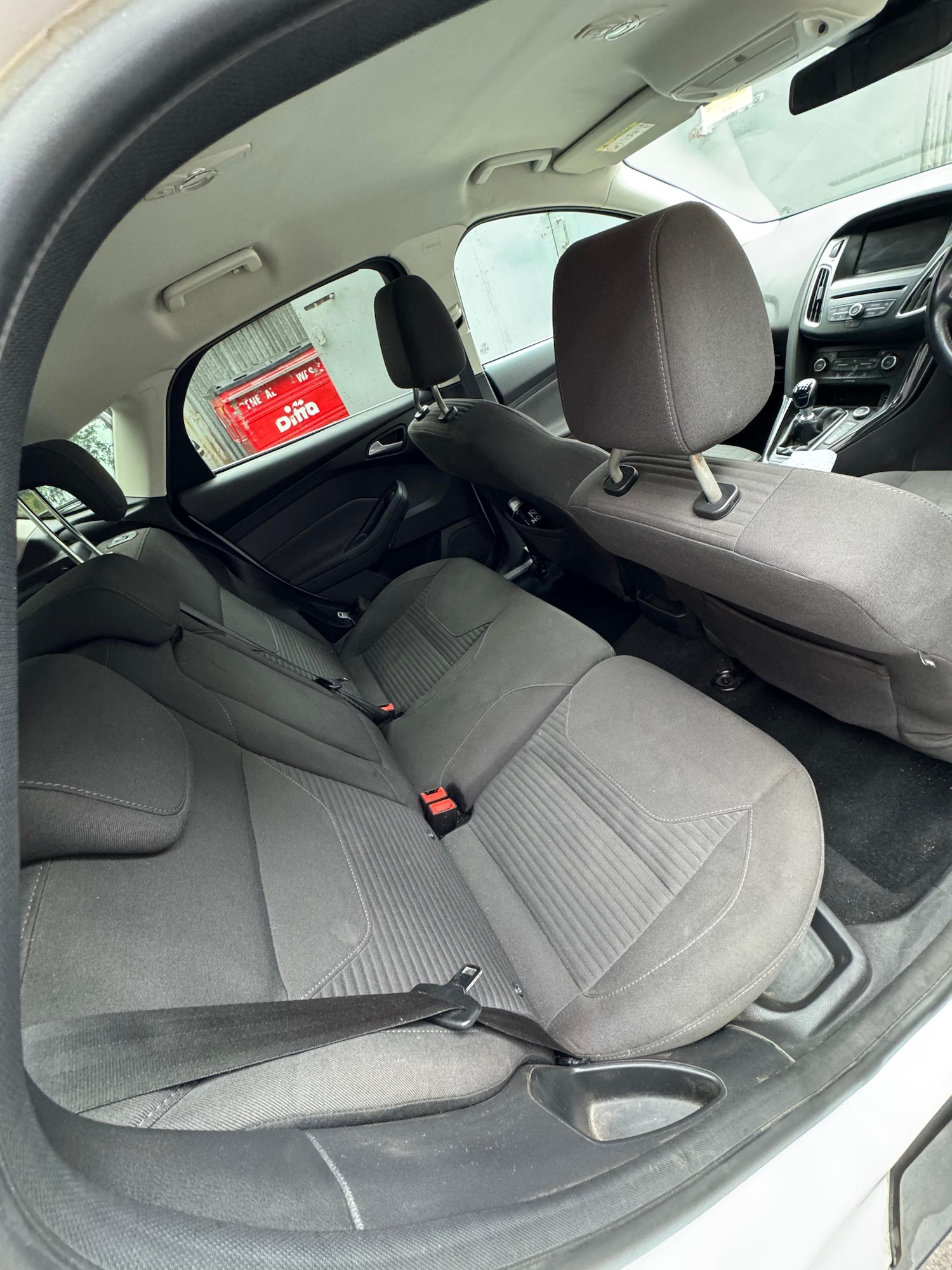 Used Ford Focus 2015 for sale - 76224960: Photo 11