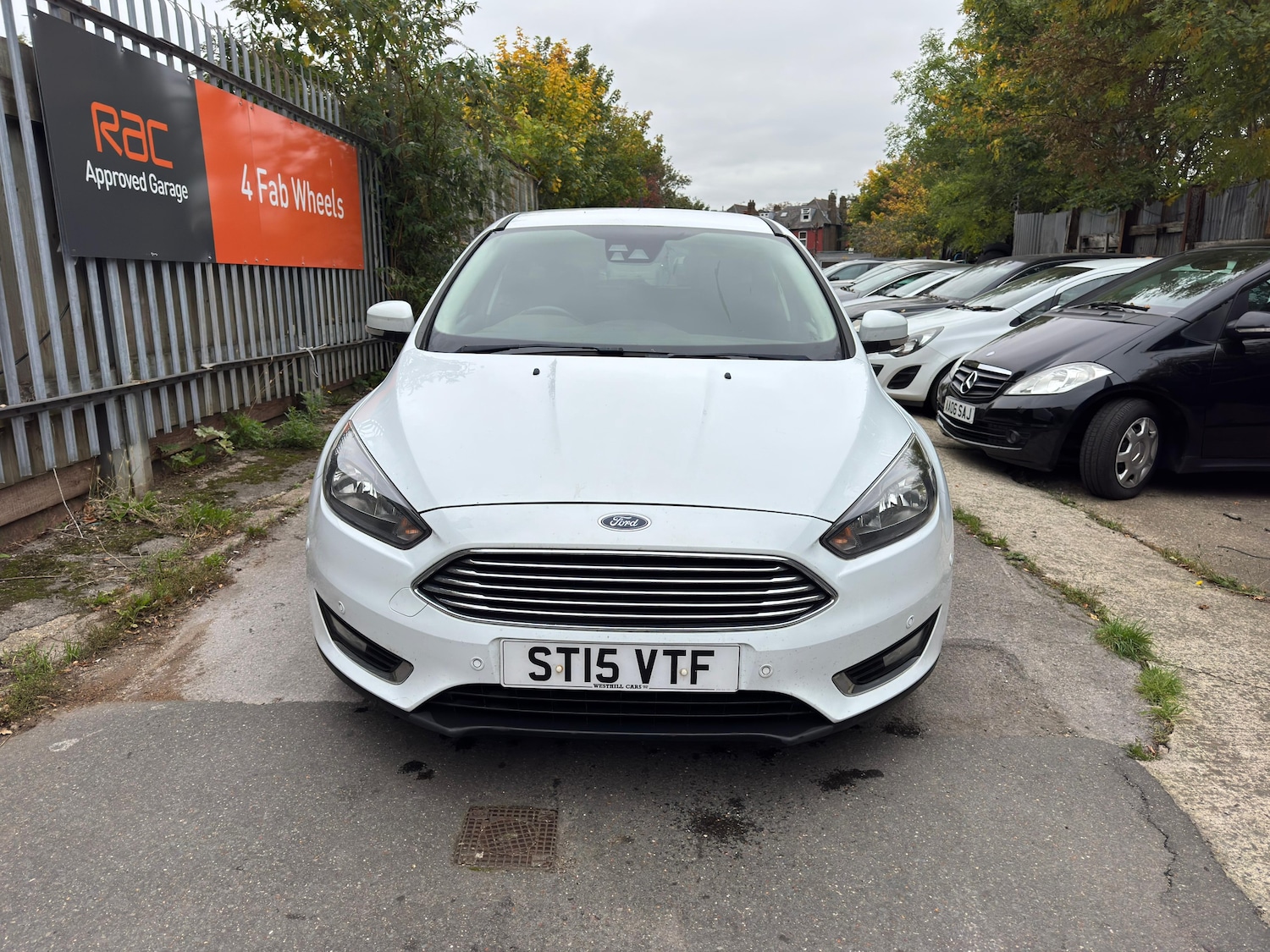 Used Ford Focus 2015 for sale - 76224960: Photo 2