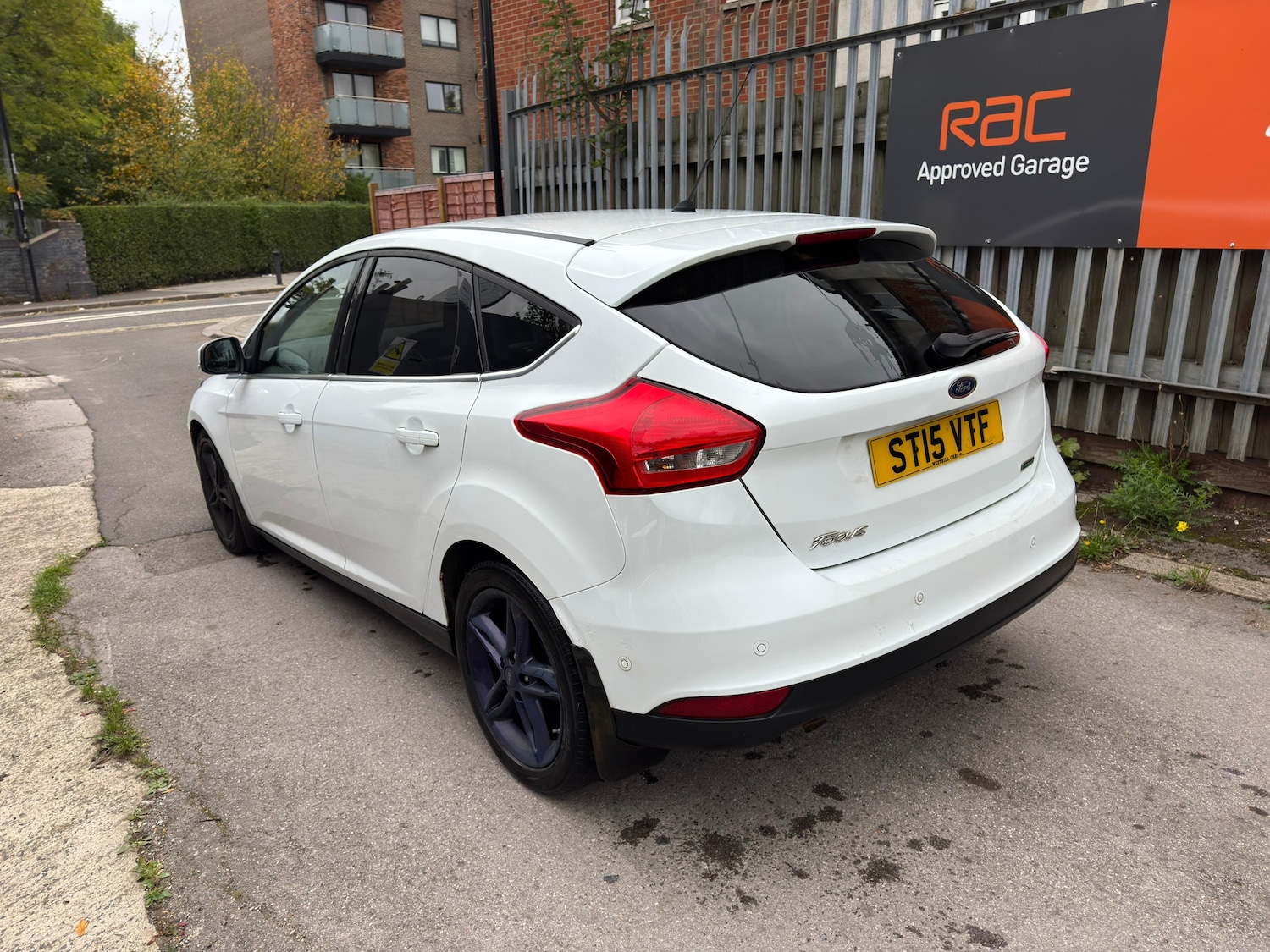 Used Ford Focus 2015 for sale - 76224960: Photo 7