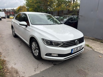 Used Volkswagen Passat 2015 for sale - 76577451: Photo