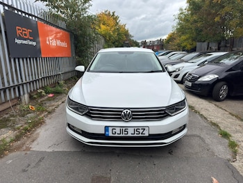 Used Volkswagen Passat 2015 for sale - 76577451: Photo