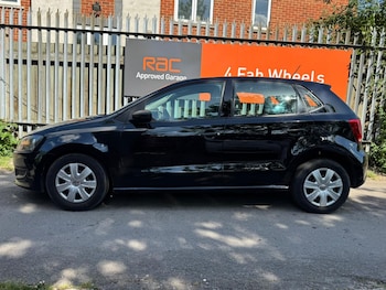 Used Volkswagen Polo 2010 for sale - 78459409: Photo