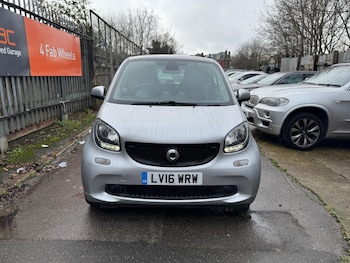 Used smart fortwo 2016 for sale - 77460417: Photo