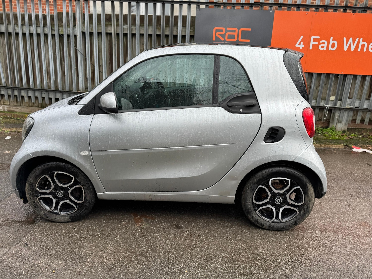 Used smart fortwo 2016 for sale - 77460417: Photo 4