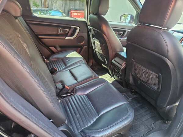 Used Land Rover Discovery Sport 2015 for sale - 75216431: Photo 11