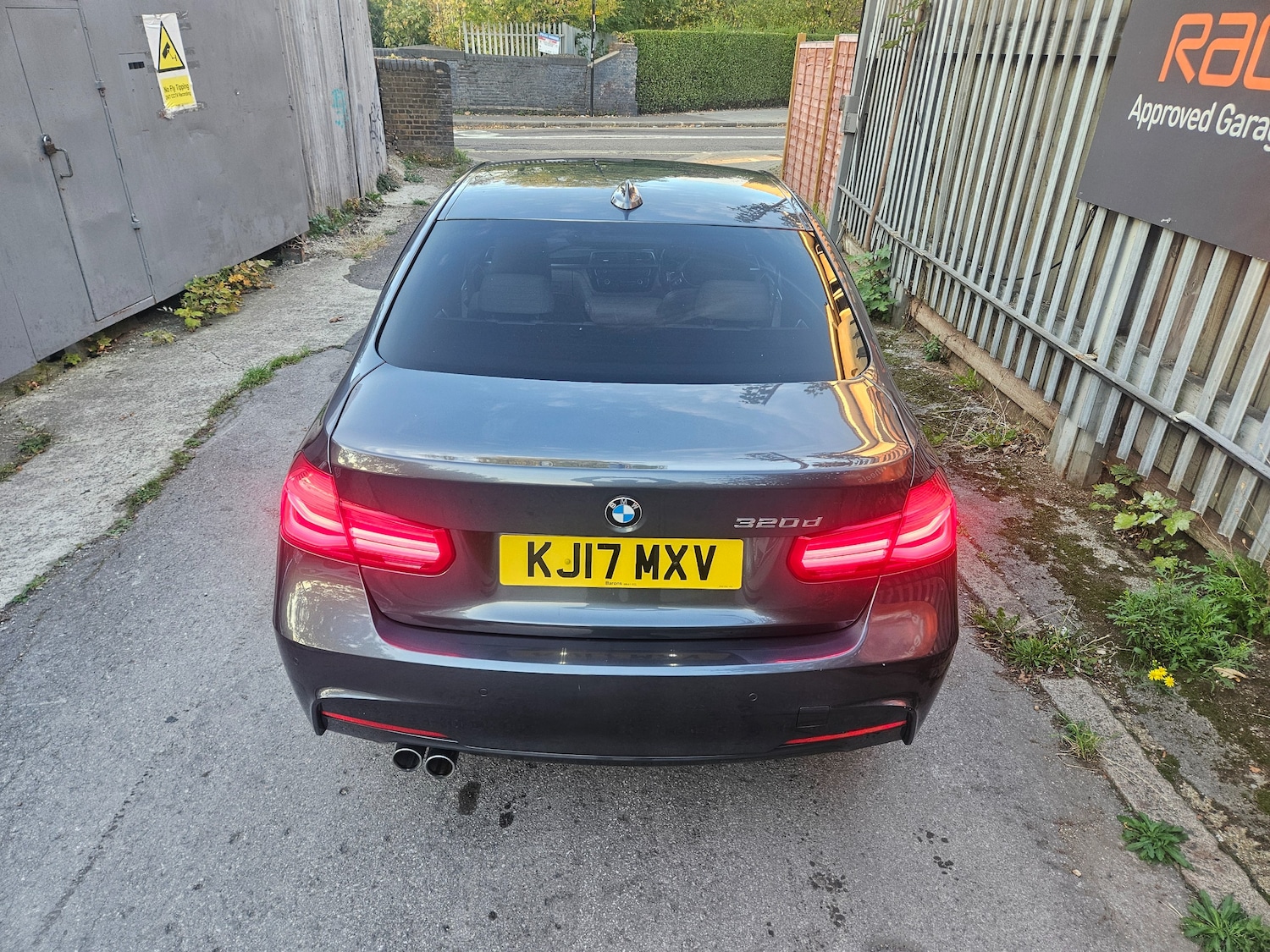 Used BMW 3 Series 2017 for sale - 76281106: Photo 11