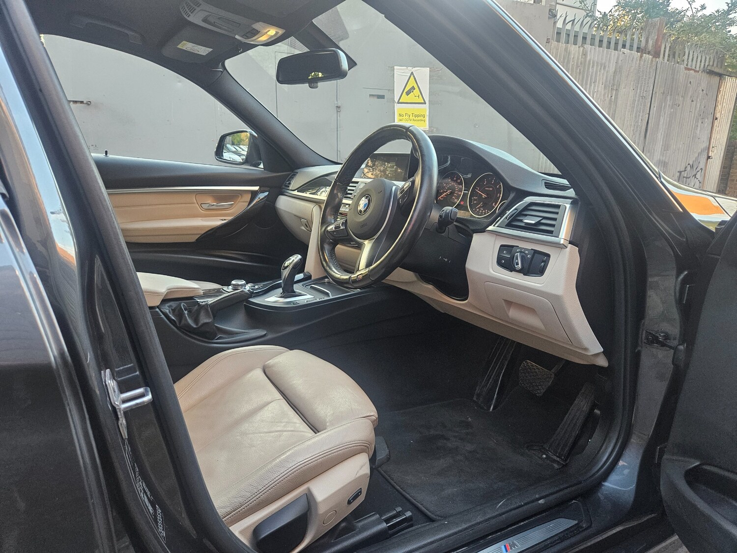 Used BMW 3 Series 2017 for sale - 76281106: Photo 13