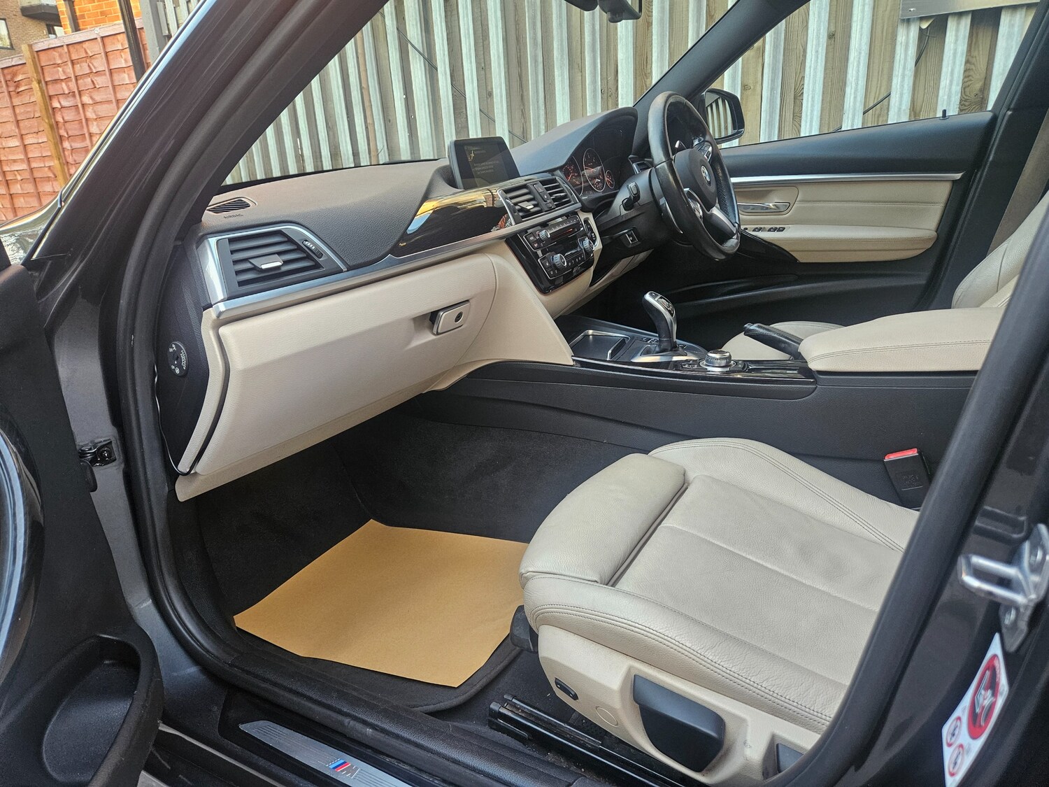 Used BMW 3 Series 2017 for sale - 76281106: Photo 16