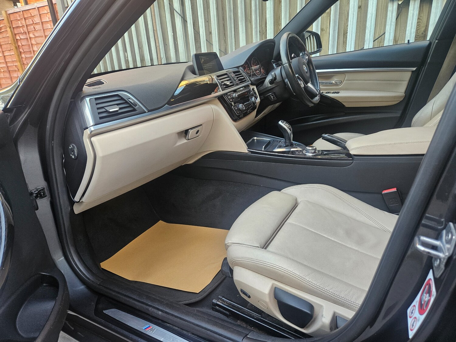 Used BMW 3 Series 2017 for sale - 76281106: Photo 17