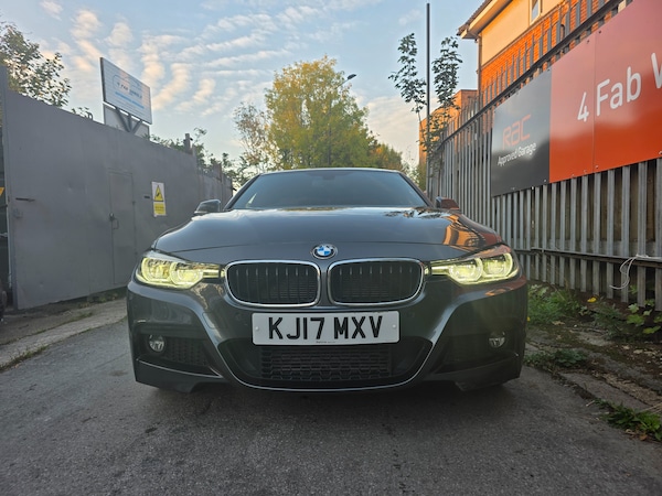 Used BMW 3 Series 2017 for sale - 76281106: Photo 3