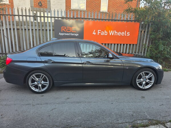 Used BMW 3 Series 2017 for sale - 76281106: Photo 4