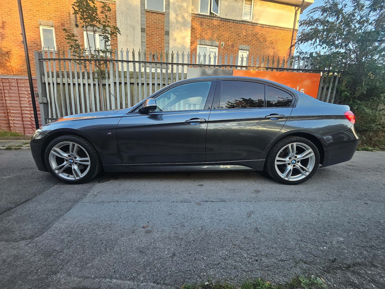 Used BMW 3 Series 2017 for sale - 76281106: Photo 8