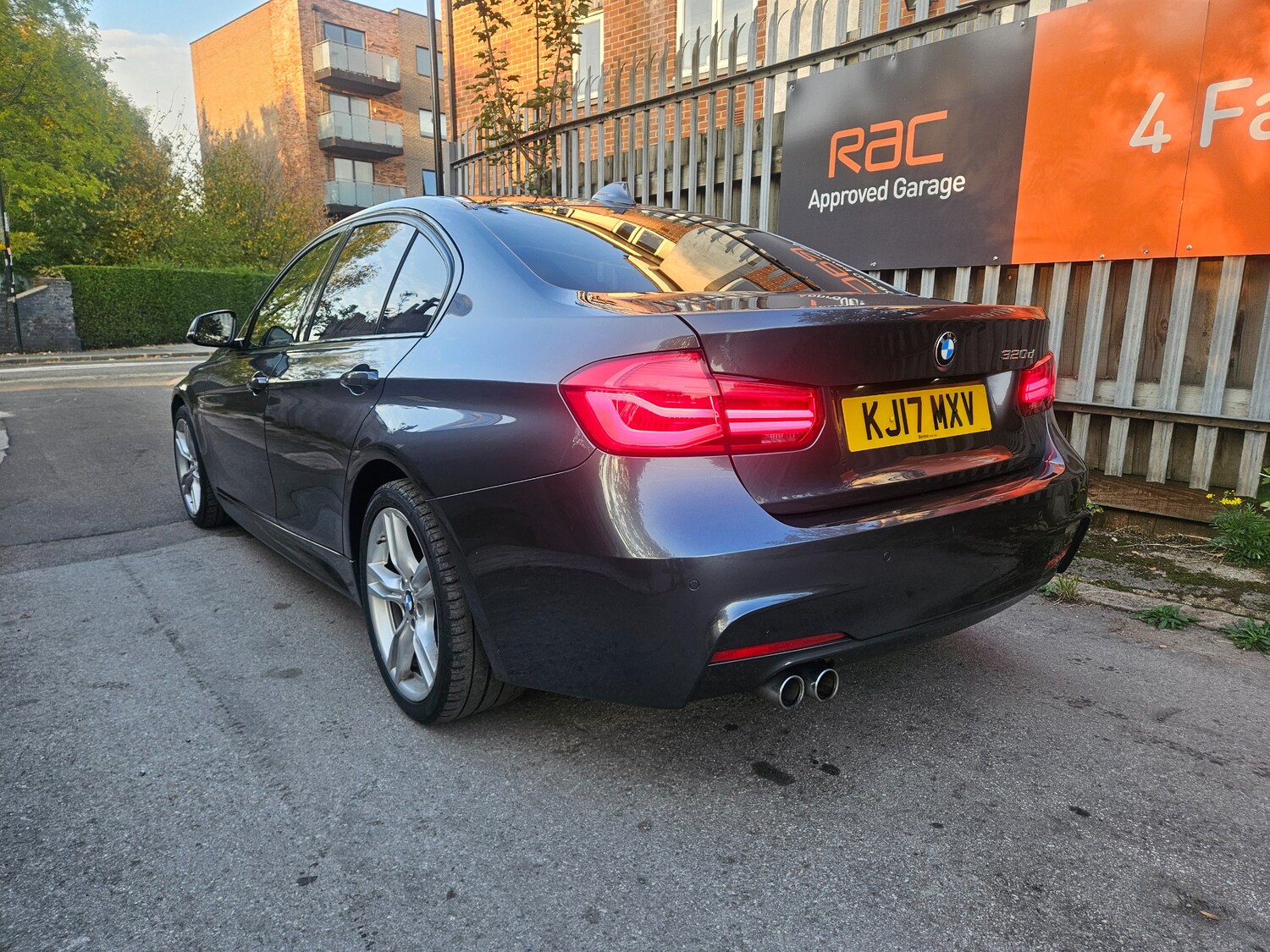 Used BMW 3 Series 2017 for sale - 76281106: Photo 9
