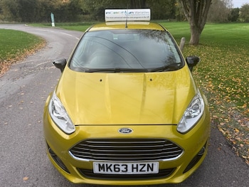Used Ford Fiesta 2013 for sale - 76235968: Photo 4
