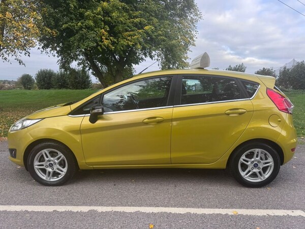 Used Ford Fiesta 2013 for sale - 76235968: Photo 9