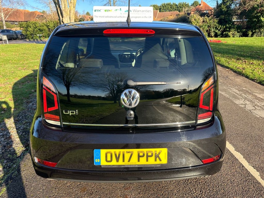 Used Volkswagen up! 2017 for sale - 76797793: Photo 2