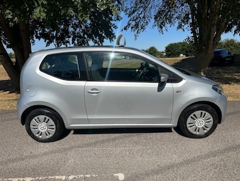 Used Volkswagen up! 2016 for sale - 79384773: Photo