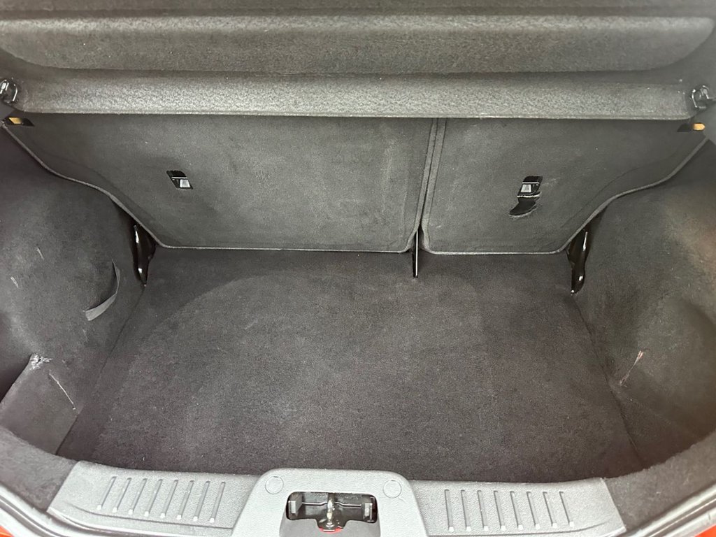 Used Ford Fiesta 2015 for sale - 76510170: Photo 13