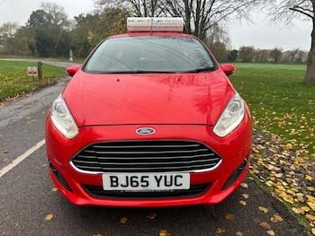 Used Ford Fiesta 2015 for sale - 76510170: Photo