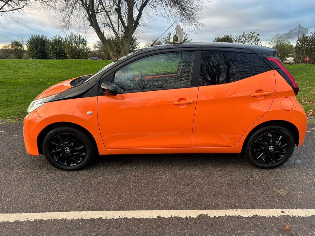 Used Toyota AYGO 2019 for sale - 76617869: Photo 12