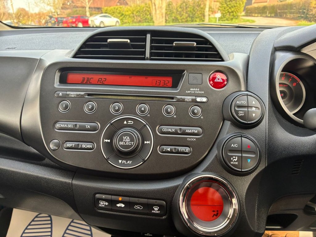 Used Honda Jazz 2012 for sale - 77765253: Photo 13