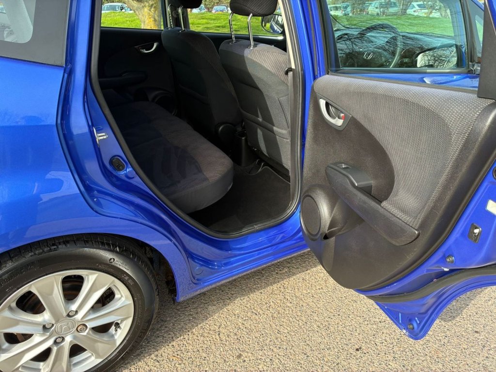 Used Honda Jazz 2012 for sale - 77765253: Photo 9