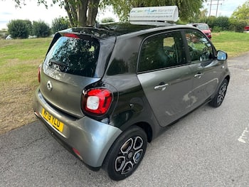 Used smart forfour 2019 for sale - 79804903: Photo
