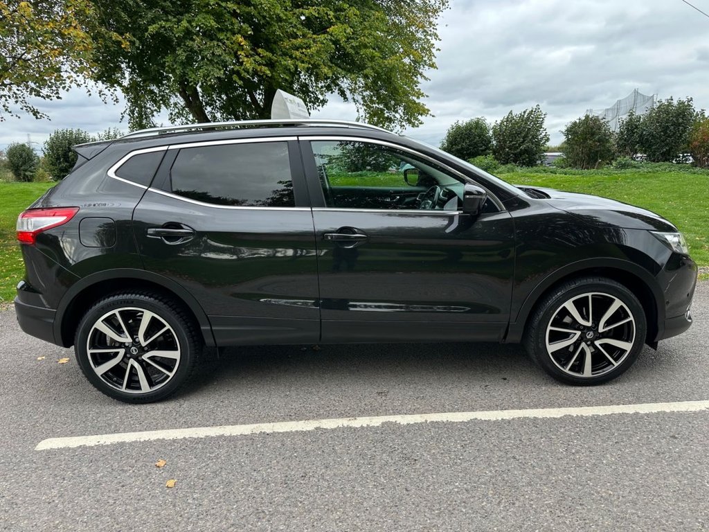 Used Nissan Qashqai 2016 for sale - 76203095: Photo 2