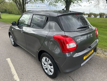 Used Suzuki Swift 2019 for sale - 78256929: Photo