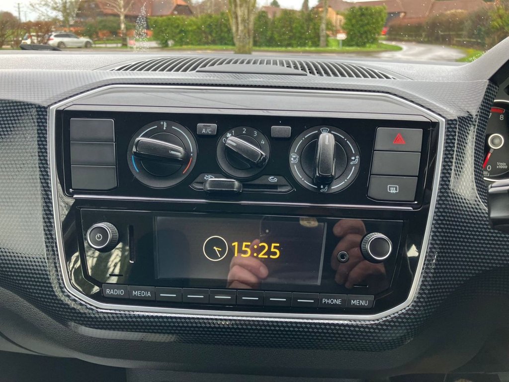 Used Volkswagen up! 2017 for sale - 77464126: Photo 15