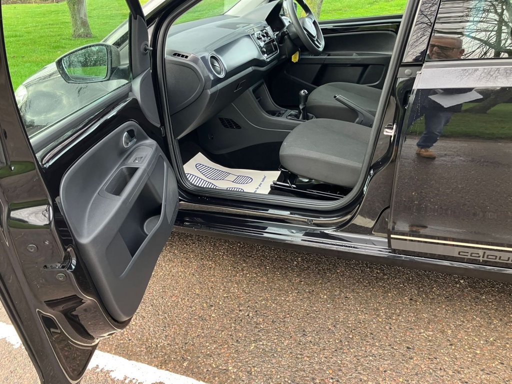 Used Volkswagen up! 2017 for sale - 77464126: Photo 17