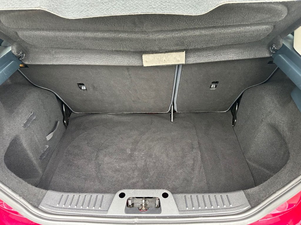 Used Ford Fiesta 2011 for sale - 78096921: Photo 15