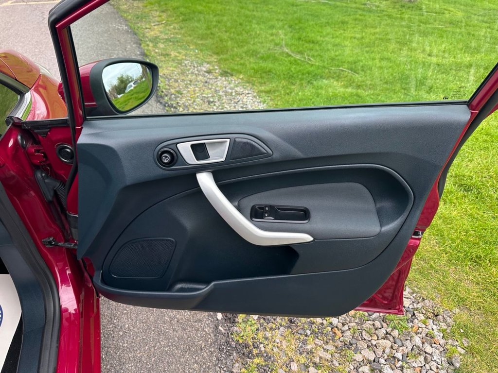 Used Ford Fiesta 2011 for sale - 78096921: Photo 17