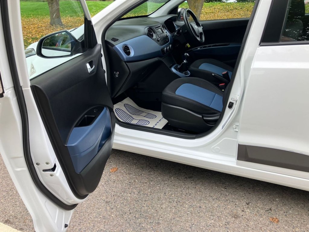 Used Hyundai i10 2015 for sale - 76291409: Photo 14