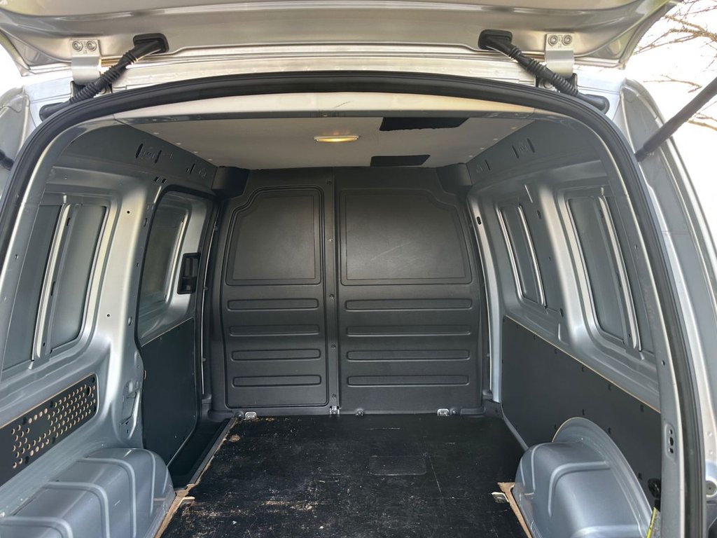 Used Volkswagen Caddy 2018 for sale - 77673568: Photo 12