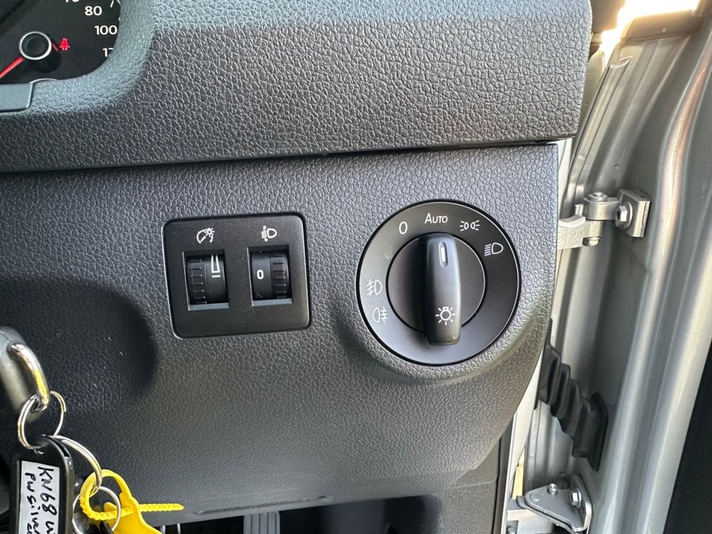 Used Volkswagen Caddy 2018 for sale - 77673568: Photo 20