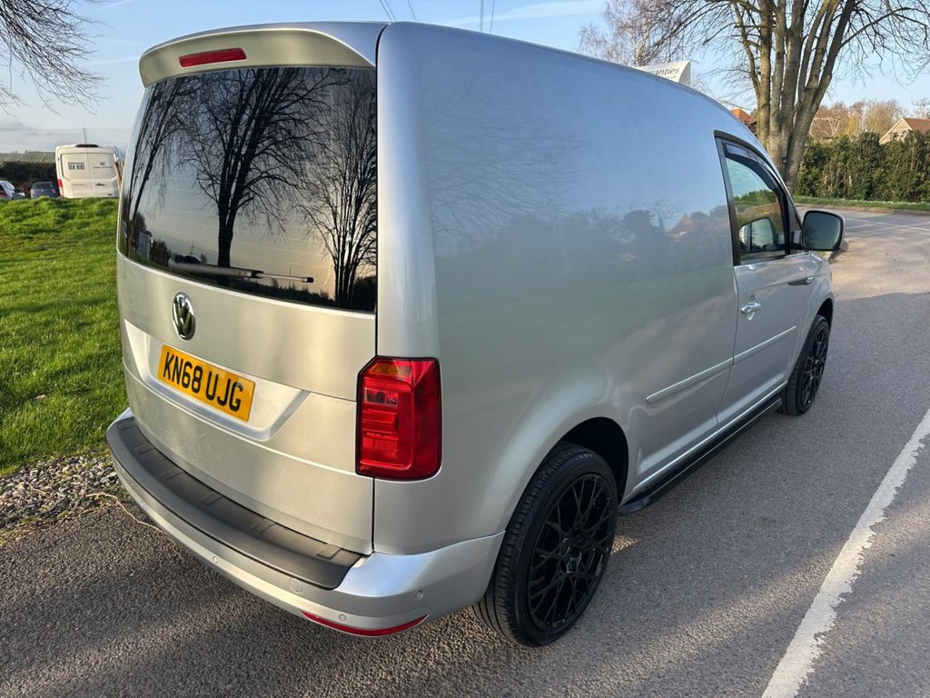 Used Volkswagen Caddy 2018 for sale - 77673568: Photo 5