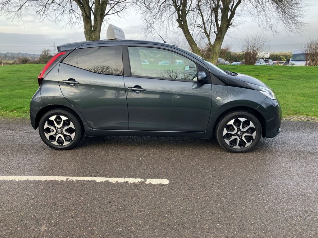 Used Toyota AYGO 2018 for sale - 77027323: Photo 2