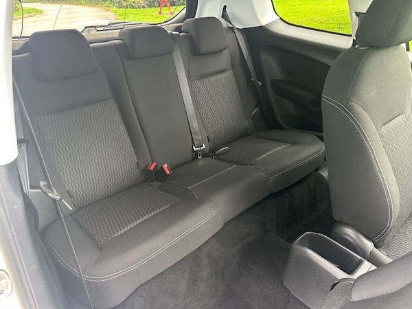 Used Peugeot 208 2017 for sale - 75998863: Photo 18