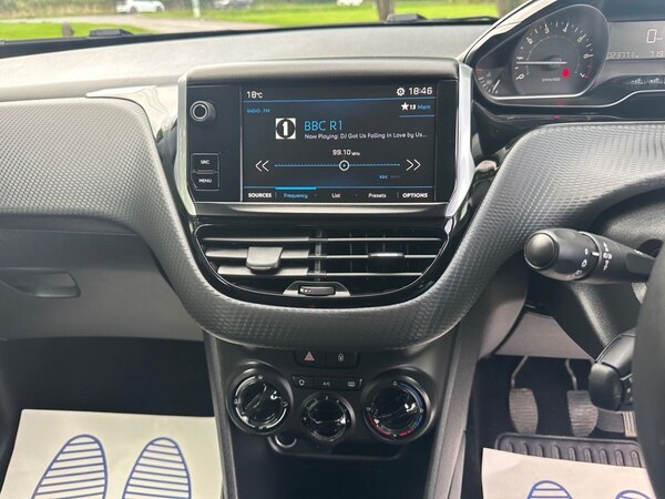 Used Peugeot 208 2017 for sale - 75998863: Photo 20