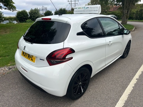 Used Peugeot 208 2017 for sale - 75998863: Photo 3