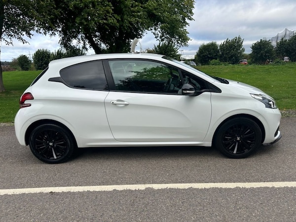 Used Peugeot 208 2017 for sale - 75998863: Photo 4