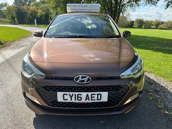 Used Hyundai i20 2016 for sale - 76098177: Photo 2