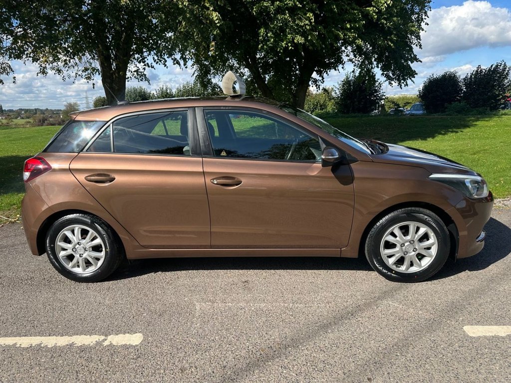 Used Hyundai i20 2016 for sale - 76098177: Photo 5