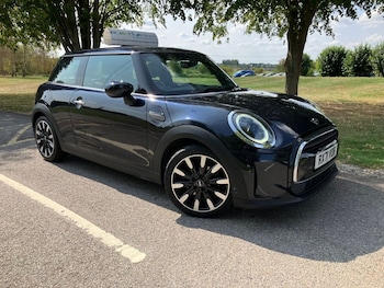 Used MINI Hatch 2021 for sale - 75585264: Photo