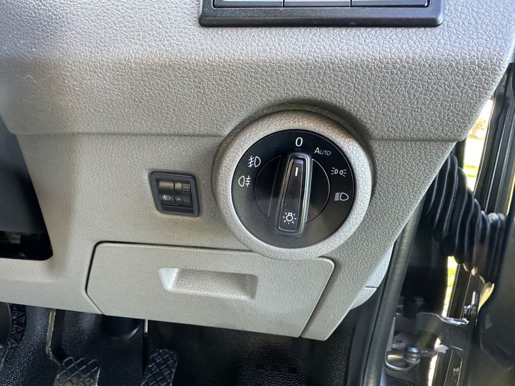 Used Volkswagen Transporter 2021 for sale - 77133677: Photo 15