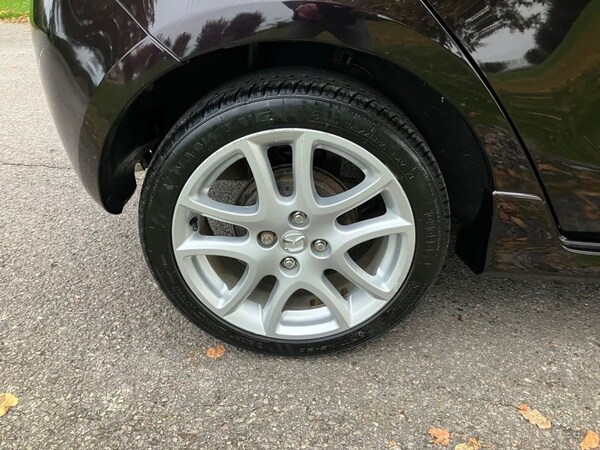 Used Mazda Mazda2 2011 for sale - 76280265: Photo 14