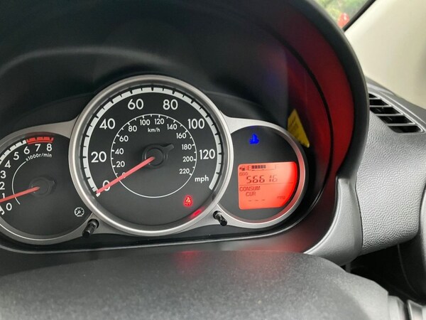 Used Mazda Mazda2 2011 for sale - 76280265: Photo 19